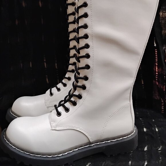 Wild Pair Shoes - Wild Pair Ryleep Tall Combat Boot White Sz. 6